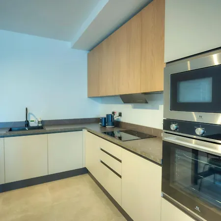 Apartment Stylish, Spacious 3 Bedrooms, 2 Bathrooms Kbas1-2 Gzira